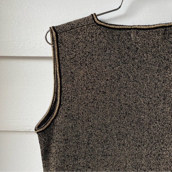 Vintage Metallic Gold and Black Sleeveless V-Neck Knit Top - Picture 7 of 10